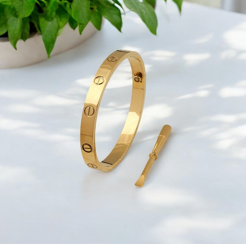 18K Gold Plated Screwdriver Bracelet - Fashionable 18K Gold Plated